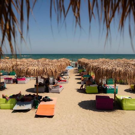 Апартаменти Mamaia Nord Неводарі Екстер'єр фото